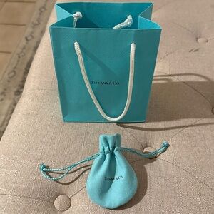 🩵Tiffany & Co Jewelry Pouch+Bag